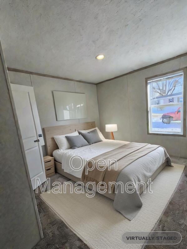 Building Photo - 725 S 12th St