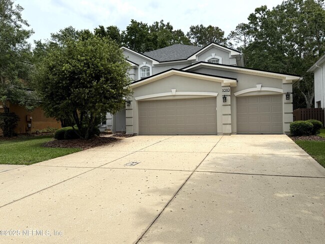 Building Photo - 1010 Garrison Dr
