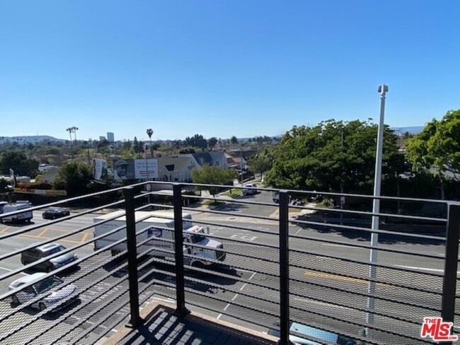 Building Photo - 4937 20th St