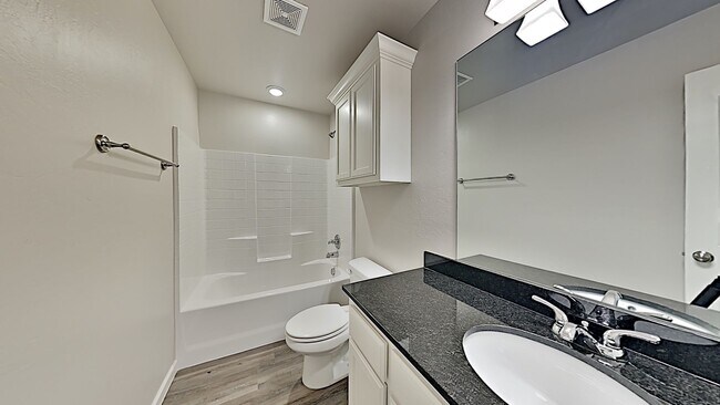 Building Photo - 2 Bedroom 2 Bathroom 2 Car Garage Duplex close to Broadway Extension, a short distance from Edmon...
