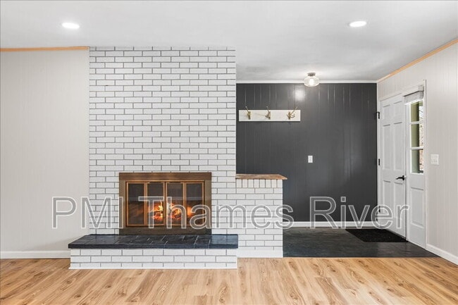 Building Photo - 16 Cherry Hill Rd