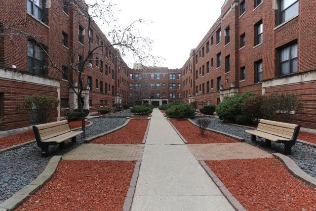 Building Photo - 2710 N Mildred