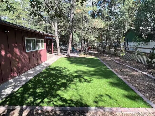 Building Photo - 2957 Autumn Dr