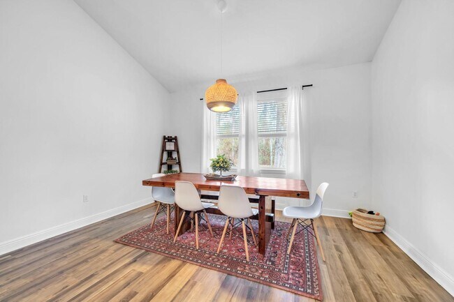 Building Photo - 65 Concert Ct