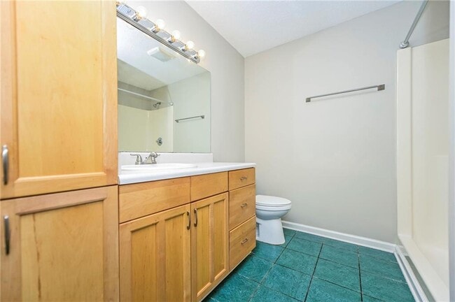 Building Photo - 124 Springvalley Cir