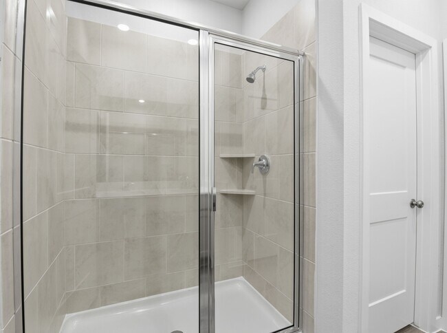 Building Photo - 4011 Ancient Honor Dr