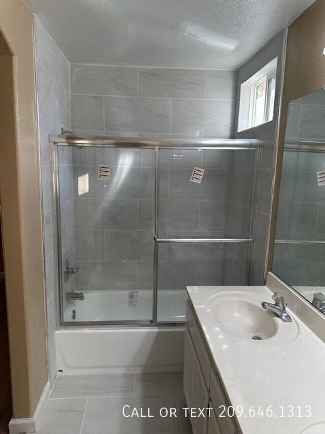 Building Photo - 3276 Amberfield Cir