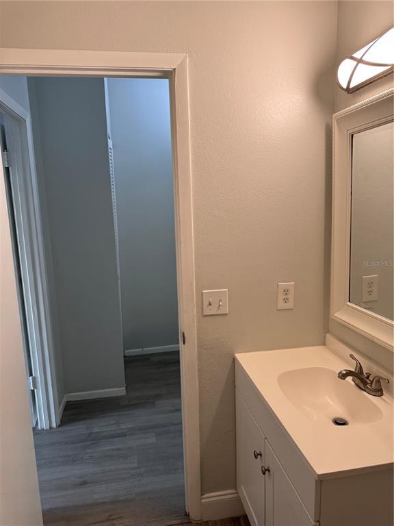 Building Photo - 1826 Foxhall Cir