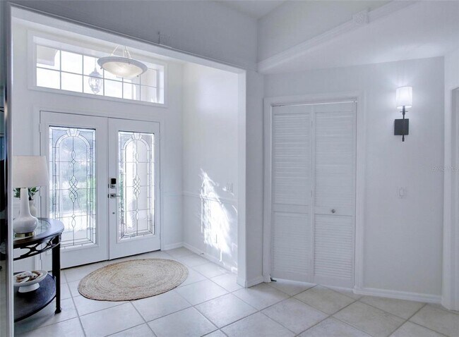 Building Photo - 143 Braemar Ave