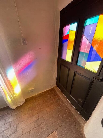 Building Photo - 2845 Agua Fria St