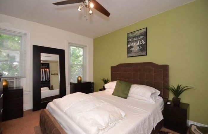 Building Photo - 245 Pensdale St