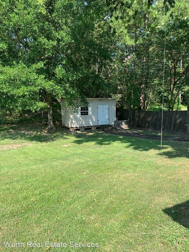 Building Photo - 3 br, 2.5 bath House - 14042 Woodland Ridg...