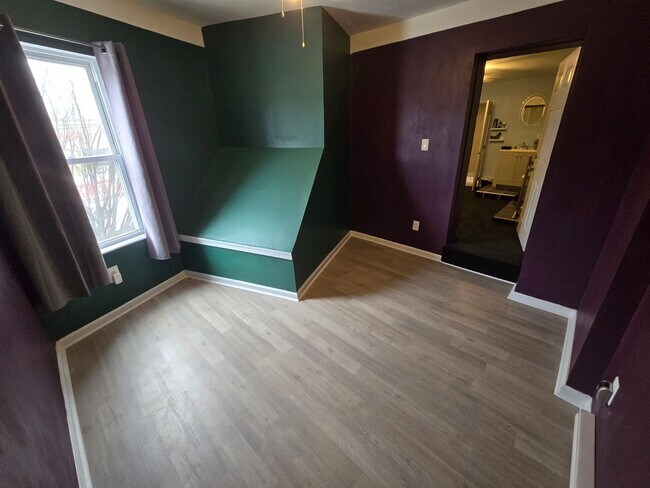 Building Photo - 2325-2327 S Croskey St