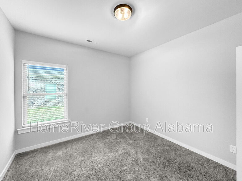 Building Photo - 215 John Harold Dr