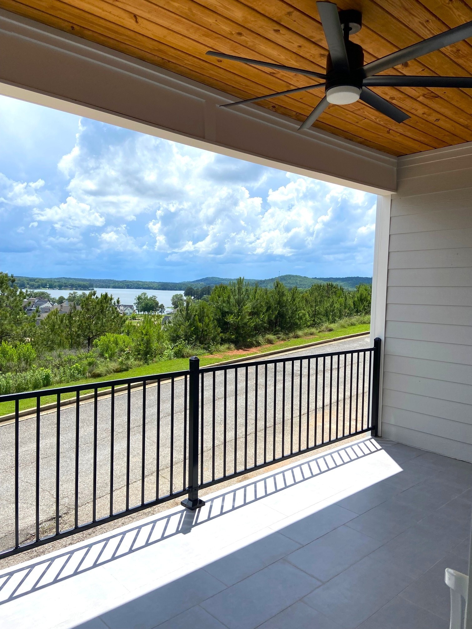 Building Photo - 1174 Ranch Marina Rd