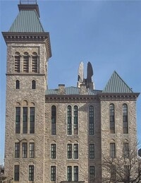 Building Photo - 30 W Broad St