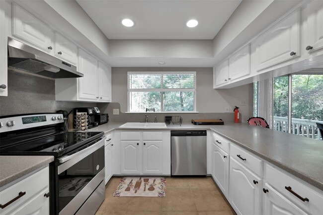 Building Photo - 17 Kittiwake Ct