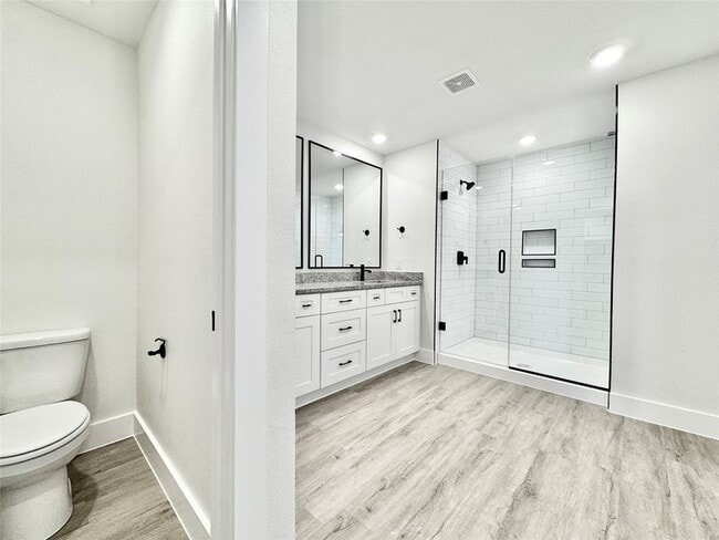 Building Photo - 8749 Scotty's Lk Ln