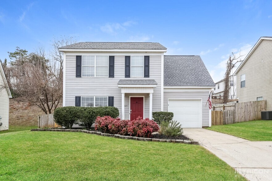 Primary Photo - 325 Hampton Ridge Dr