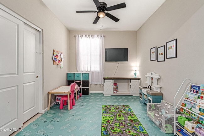 Building Photo - 17344 W Country Club Terrace