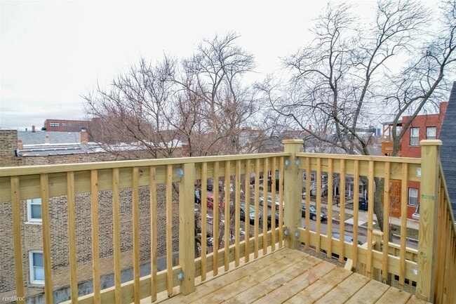 Building Photo - 1922 N Rockwell St