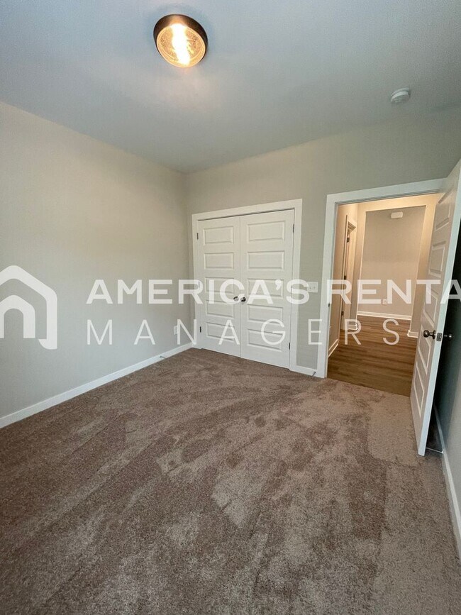 Building Photo - Home for Rent in Brookwood, AL!!! View wit...