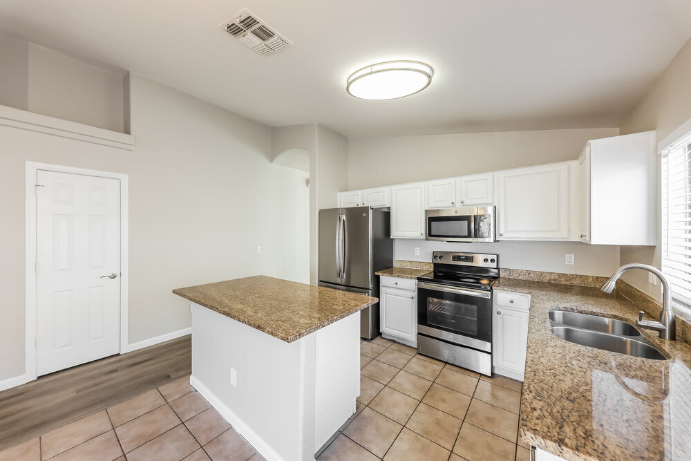 Building Photo - 14317 N 129th Dr