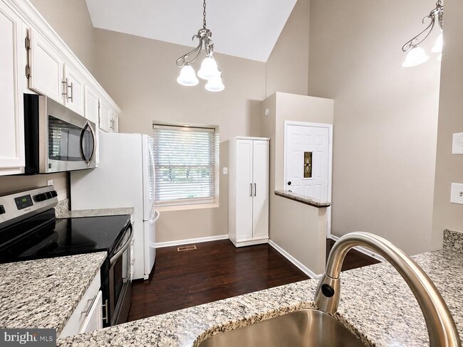 Building Photo - 6450 Sewells Orchard Dr