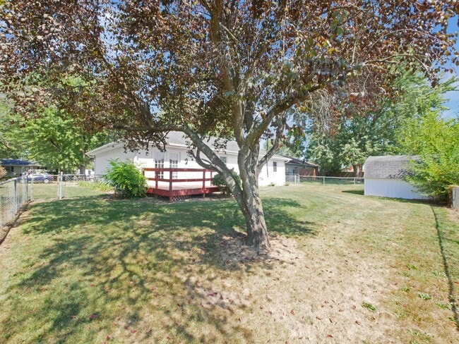 Building Photo - 175 Kraft Dr