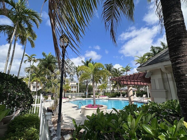 Building Photo - 275 Murcia Dr