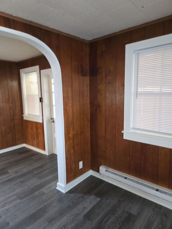 Building Photo - Charming 2-Bedroom Single-Family Home with Patio & Storage Shed
