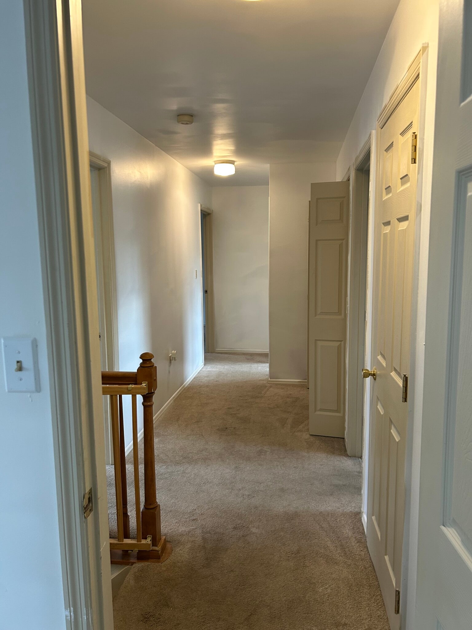 Building Photo - 19 Sycamore Dr