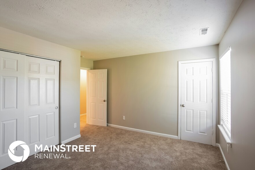 Building Photo - 11043 Waterfield Pl