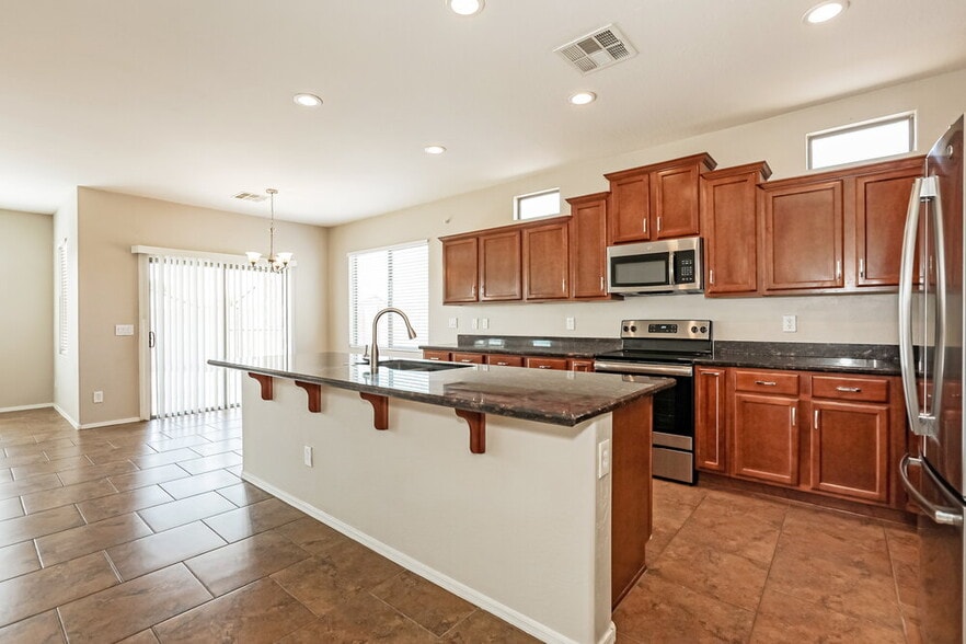 Building Photo - 38514 N Navarro Dr