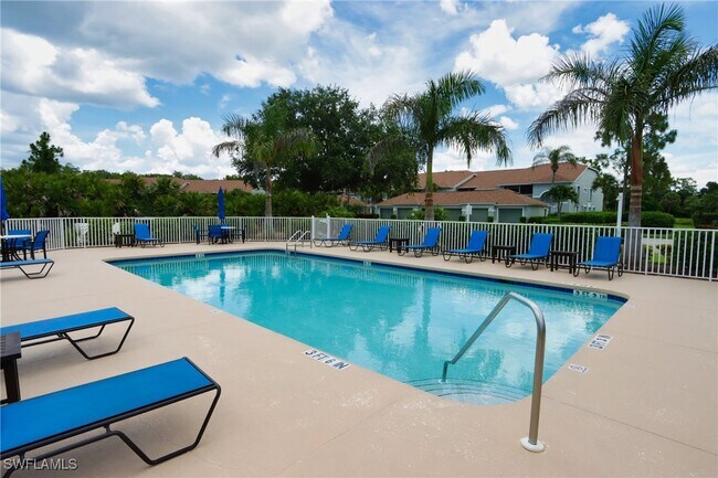 Building Photo - 26160 Clarkston Dr