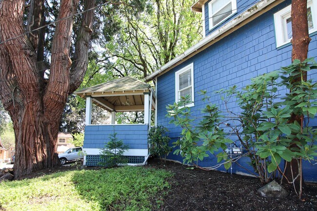 Building Photo - 2161 Winter St SE