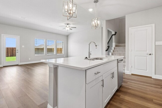 Building Photo - 6206 Castamere Dr