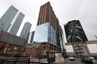 Building Photo - The Greyson