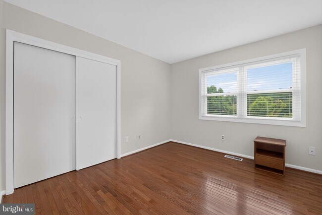 Building Photo - 3149 Southfield Dr