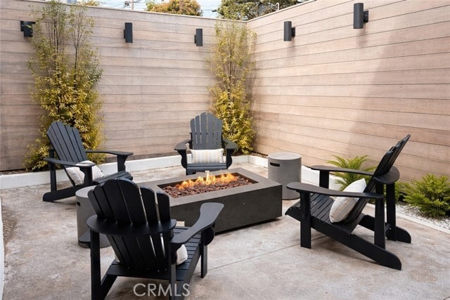 Building Photo - 611 Avenue C