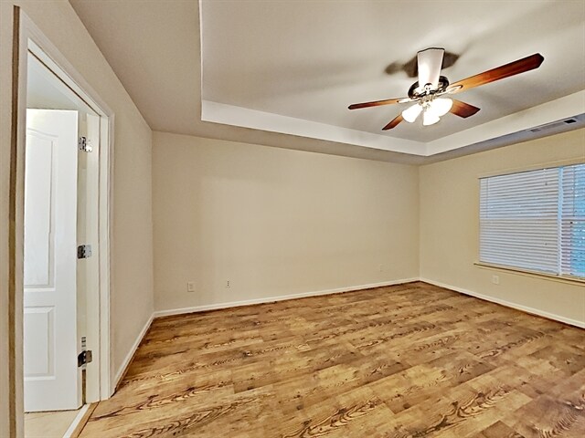 Building Photo - 5147 Scenic View Rd