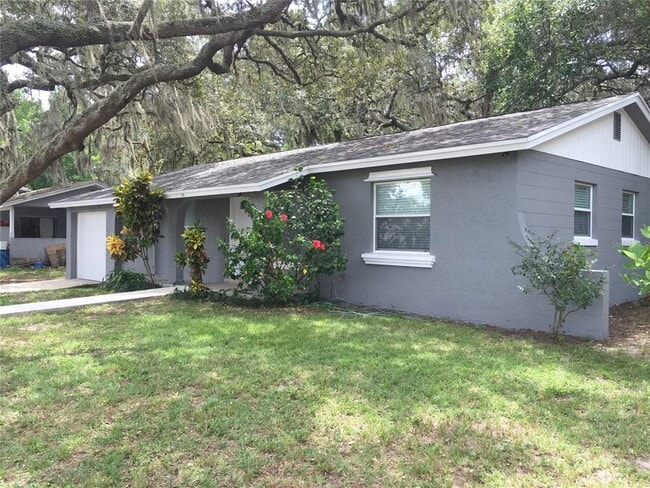 Building Photo - 715 Baywood Cir