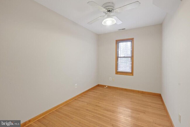 Building Photo - 318 Wicomico Rd