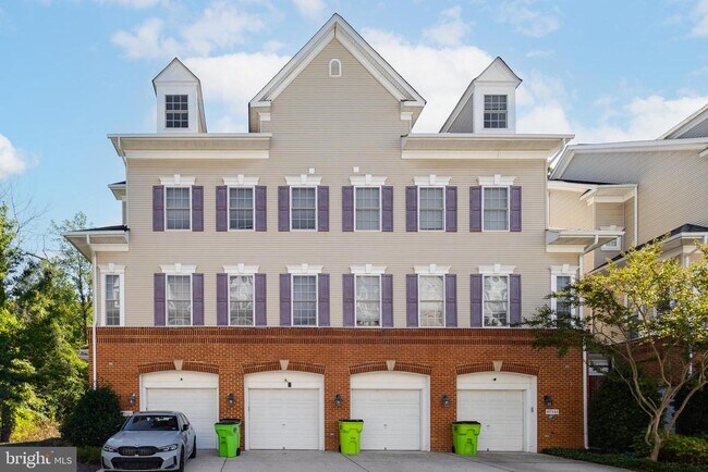 Building Photo - 8975 Harrover Pl