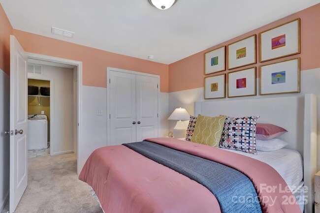 Building Photo - 747 Lock Haven Dr NW