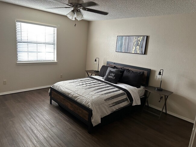 Building Photo - 4511 Fairgate Dr