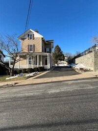Building Photo - 19 Hudson Terrace