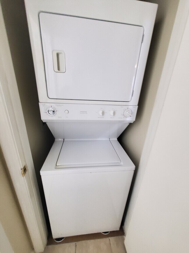 Laundry - 6716 Milltown Ct