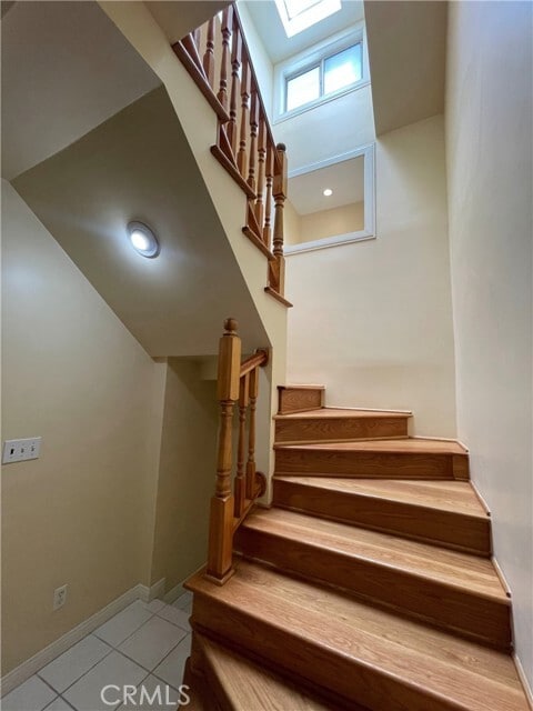 Building Photo - 447 N Raymond Ave