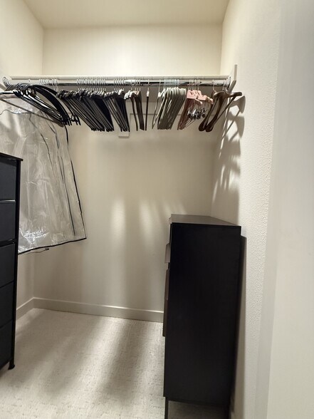 Building Photo - 4836 NE 9th Ave